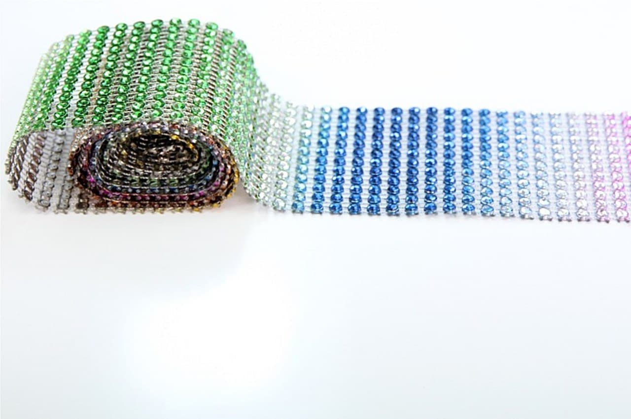 Pas diamentowy z kryształków wym. 6cm/1m multi