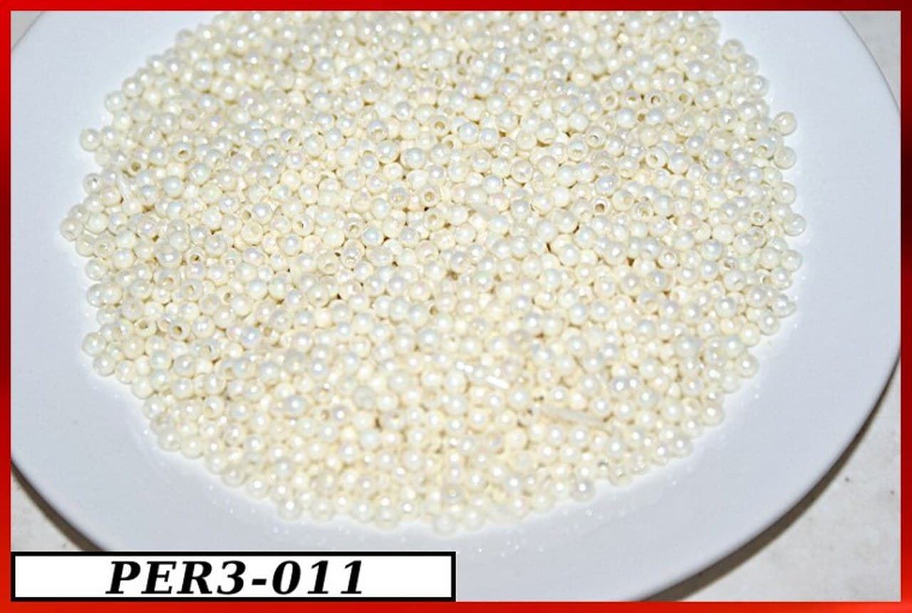 Koraliki perełki z dziurką, śr. 3mm/25g, j.kremowe