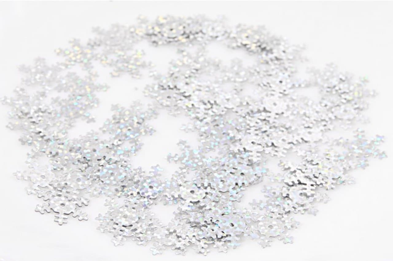 Cekiny śnieżynki 18mm/5gram srebrne brokat