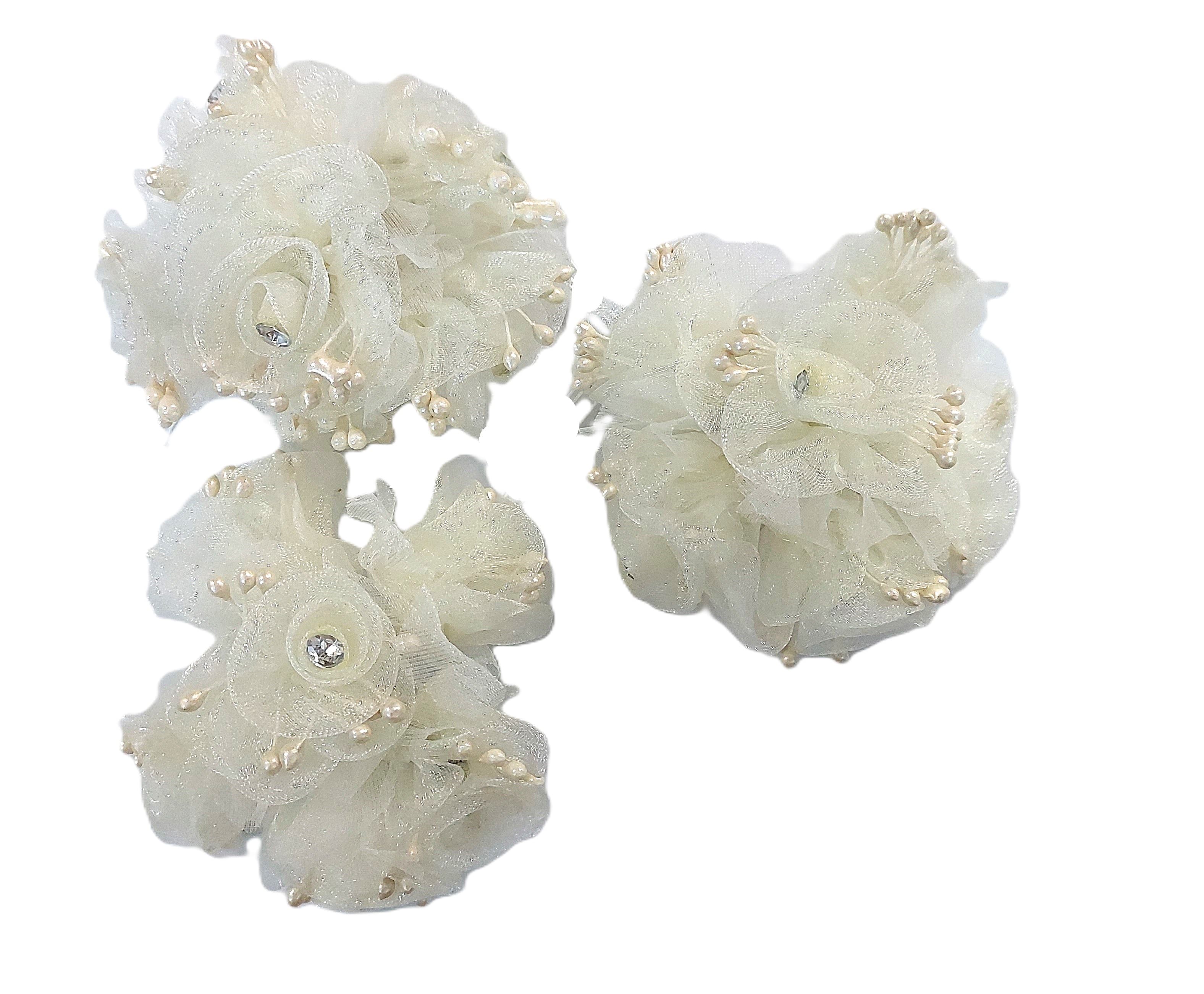 Kwiatki na drucie z organzy,25mm/18szt, jasny krem