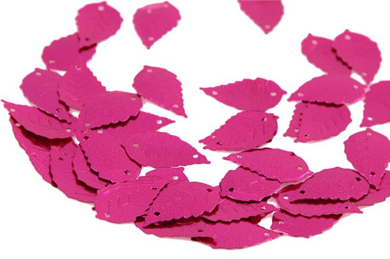 Cekiny liscie 15x25mm/5gram amarantowe