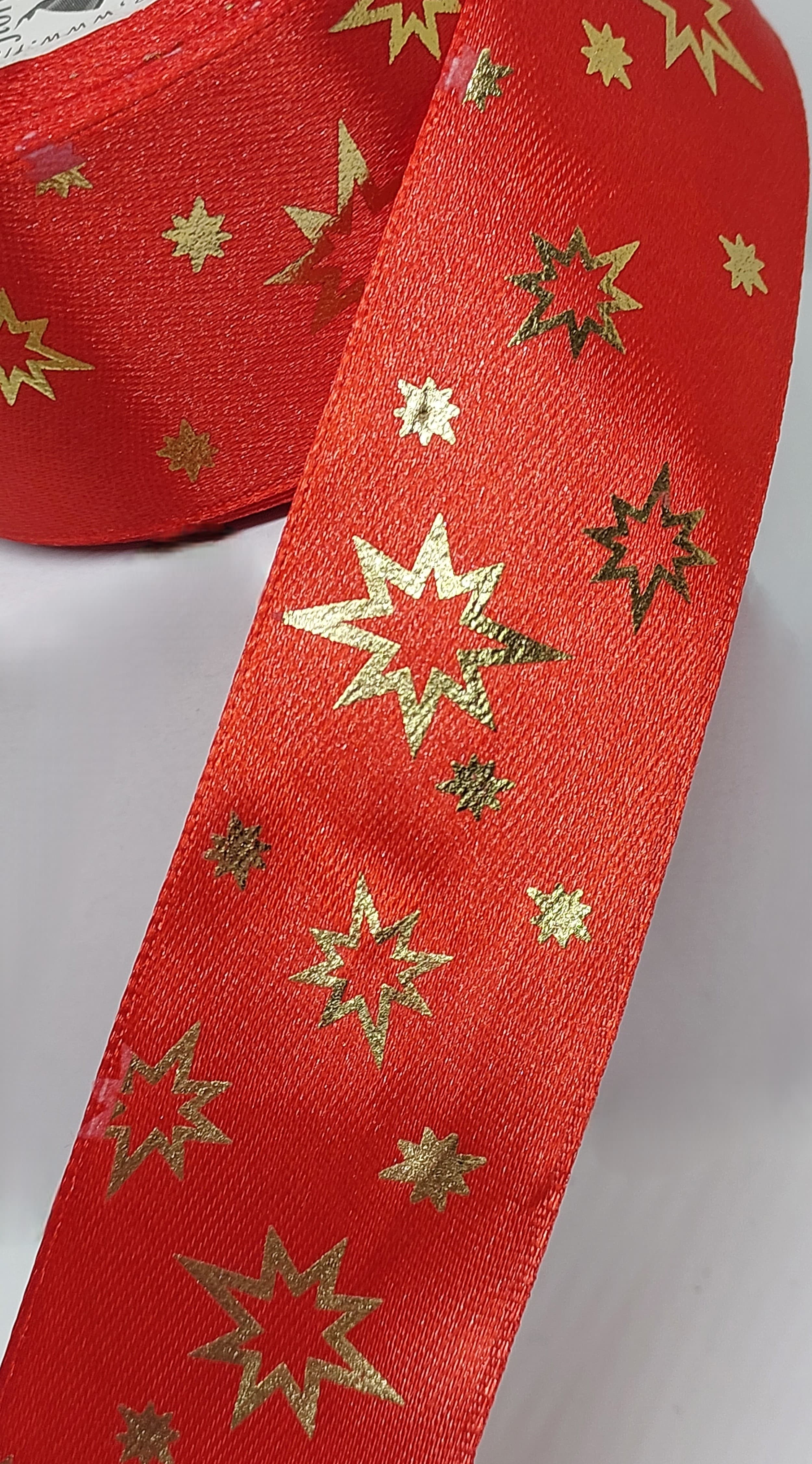 Wstążka metal GWIAZDKI, 38mm/18mb, czerwona/złoto