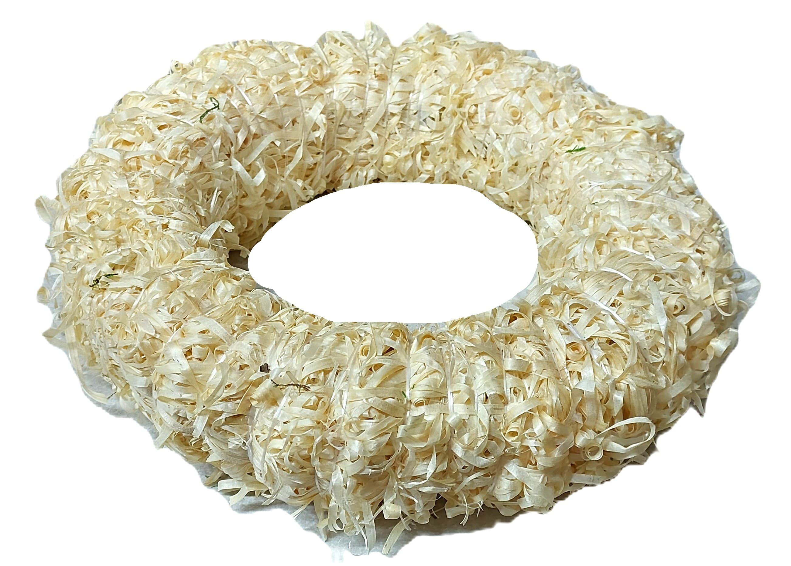 Wianek z wiórów drewnianych śr.30 cm, gr.6,5 cm